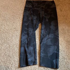 Old Navy Active Capris